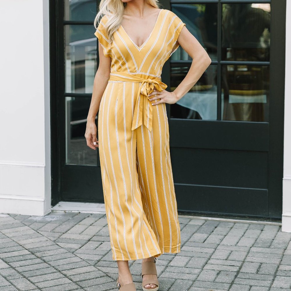 ACCOUNT CLOSING 🏄🏽‍♀️ Yellow Striped Jumpsuit